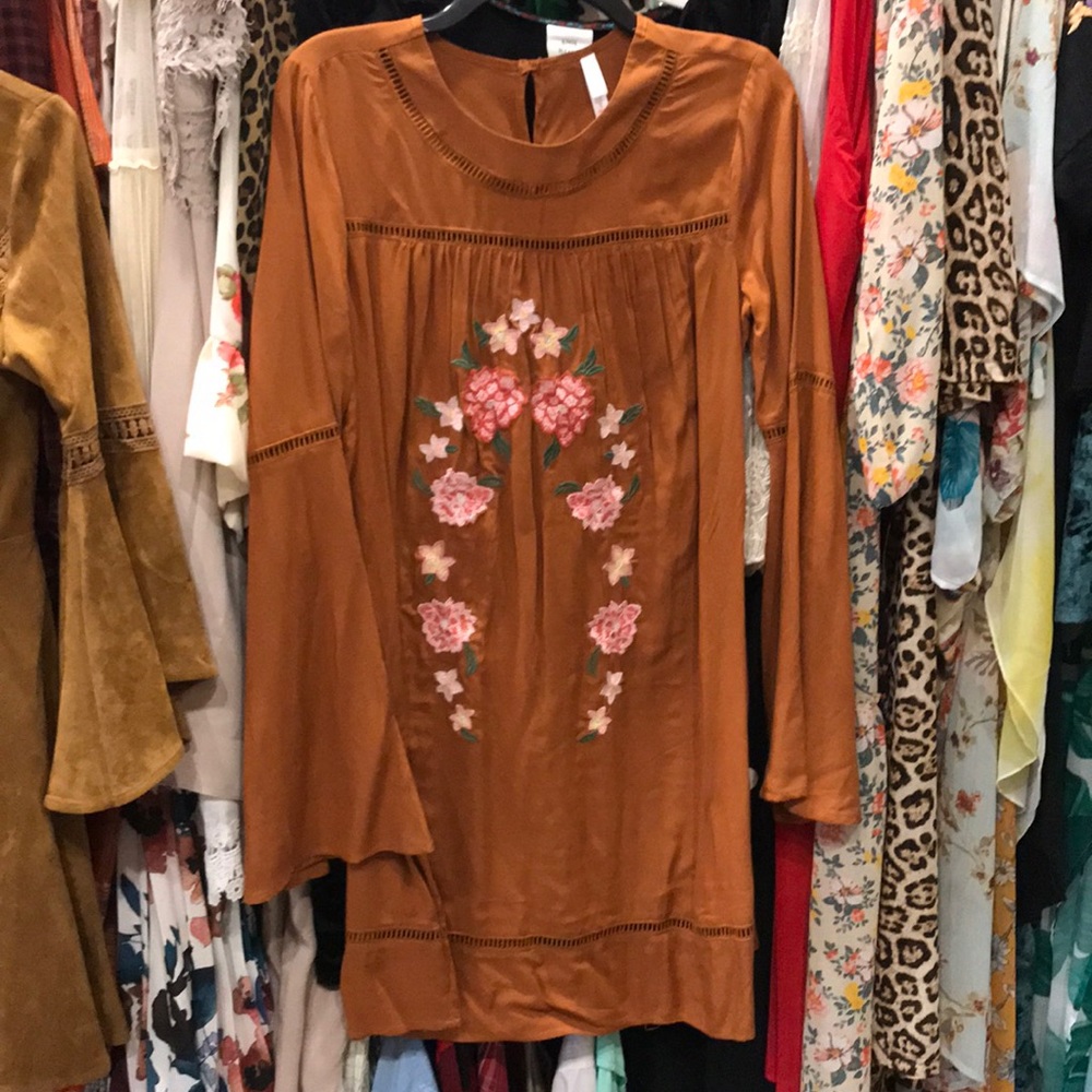 Xhilaration Embroidered Dress- size small